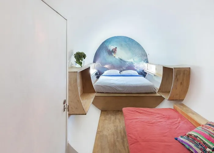 Surf Camp 山林小屋 Maceda