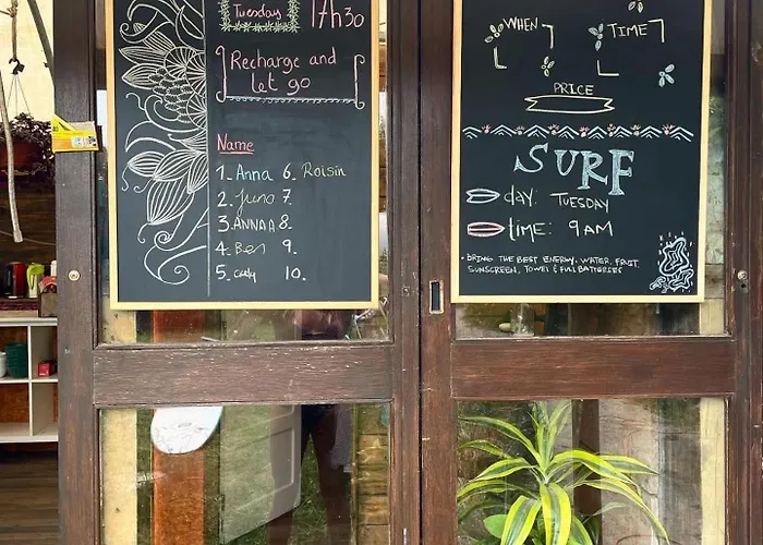 Surf Camp 山林小屋 *